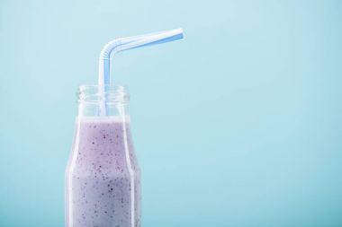Lezzetli milkshake cam şişe 