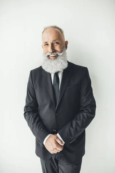 Elegante hombre de negocios senior — Foto de Stock