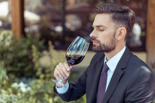sommelier şarap tadımı