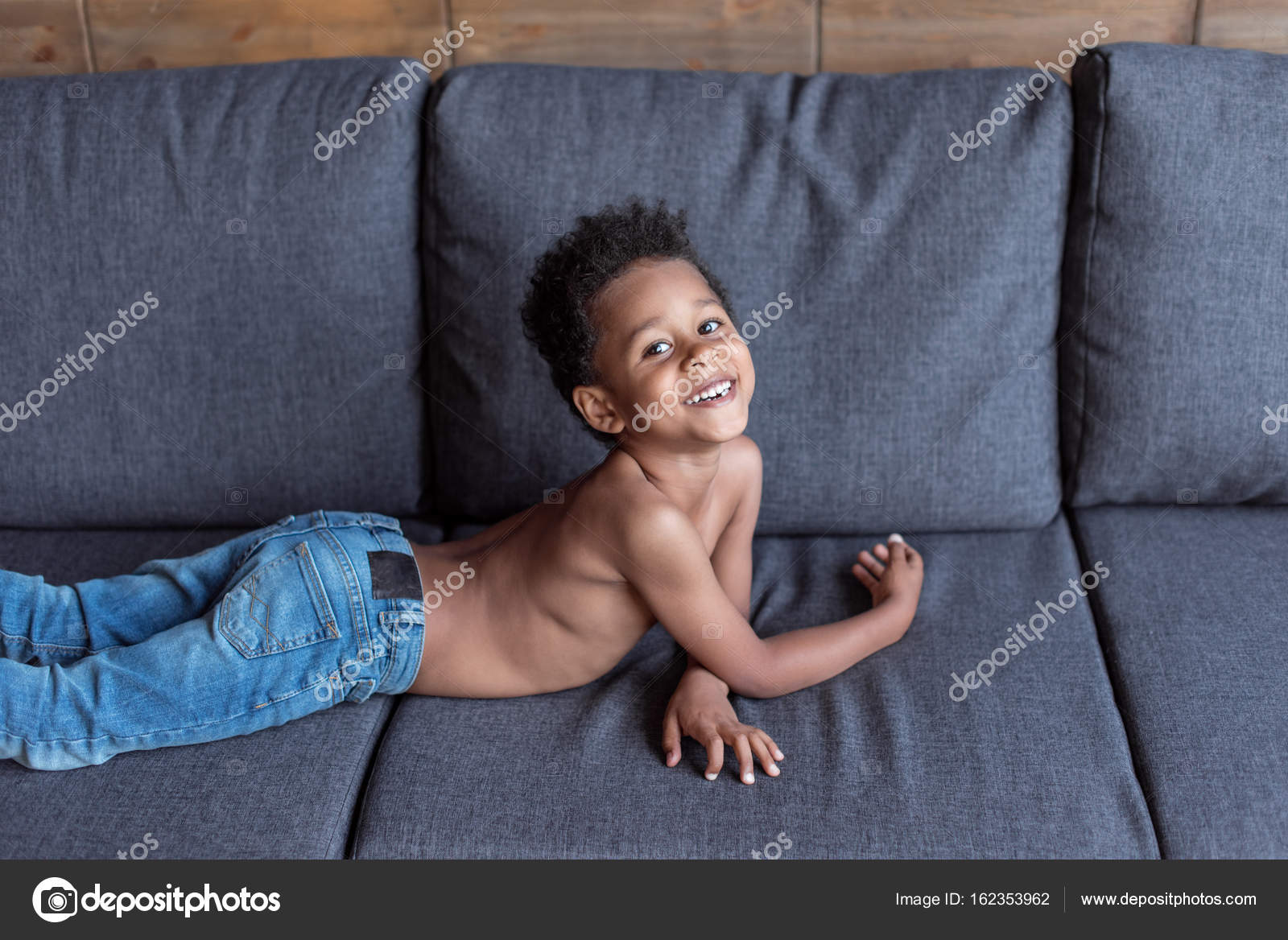 Little kid online couch