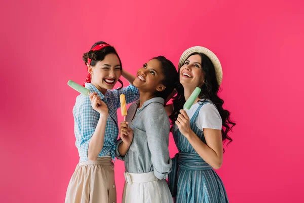 Multicultural women with popsicles — Stock Photo, Image