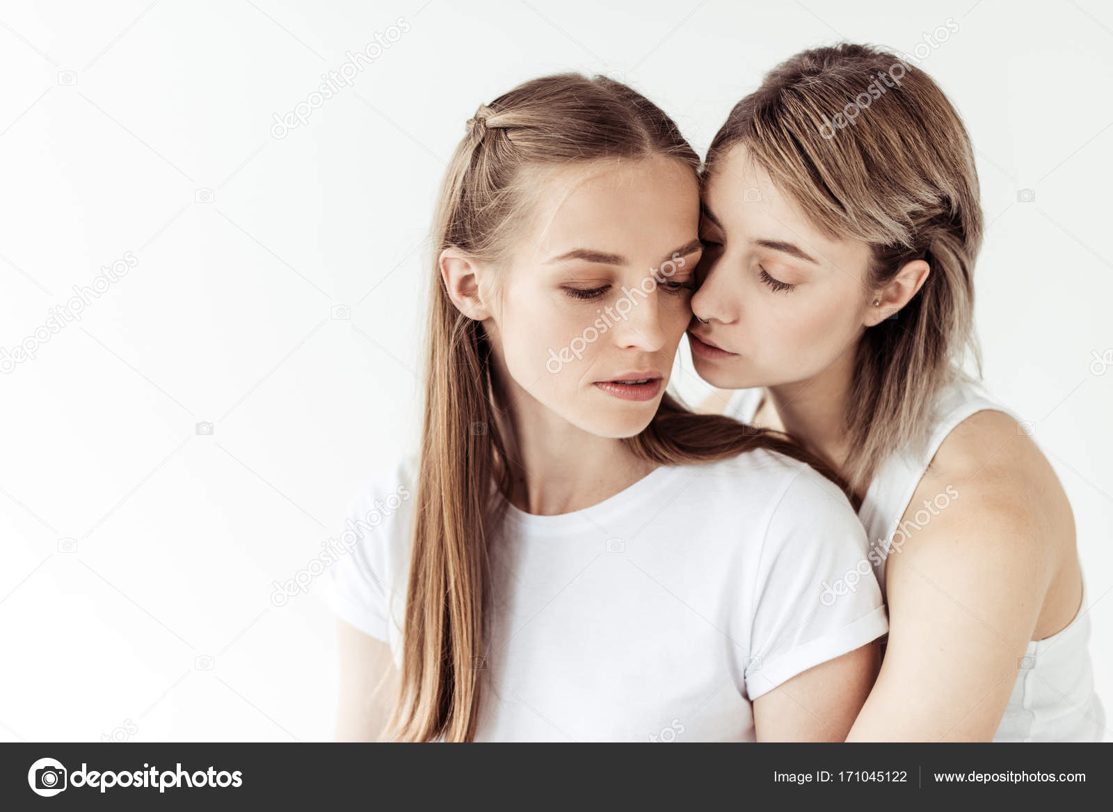 Couple lesbien image libre de droit par IgorTishenko ... Couple lesbien image libre de droit par IgorTishenko ...