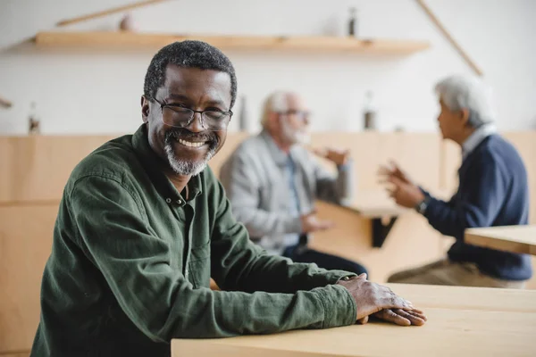 Homem americano africano sênior — Fotografia de Stock