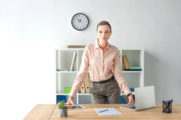 Mujer de negocios — Foto de Stock