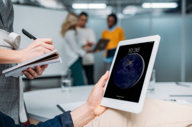 işadamı holding tablet notlar meslektaşım ise modern ofis