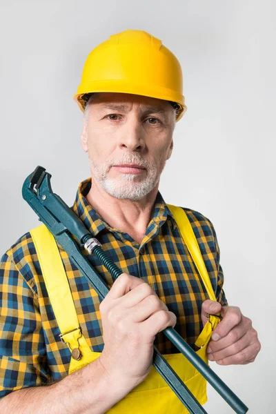 Maturo operaio in Difficile cappello — Stock Photo