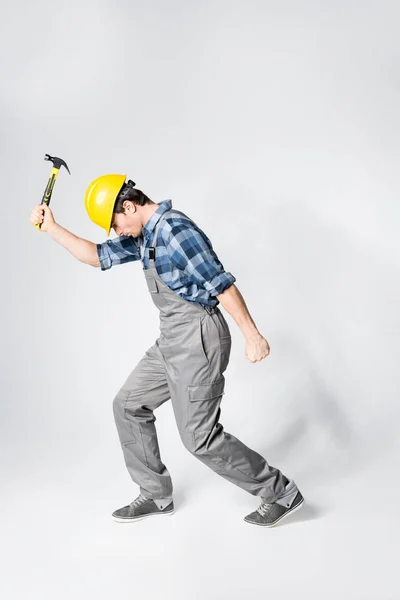 Lavoratore professionista in cappello duro — Foto stock