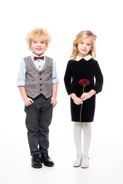 Beaux enfants avec fleur — Photo de stock