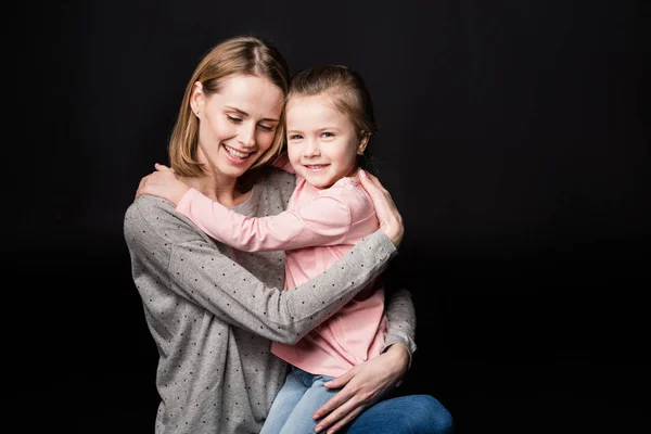 Felice madre con figlia — Foto stock