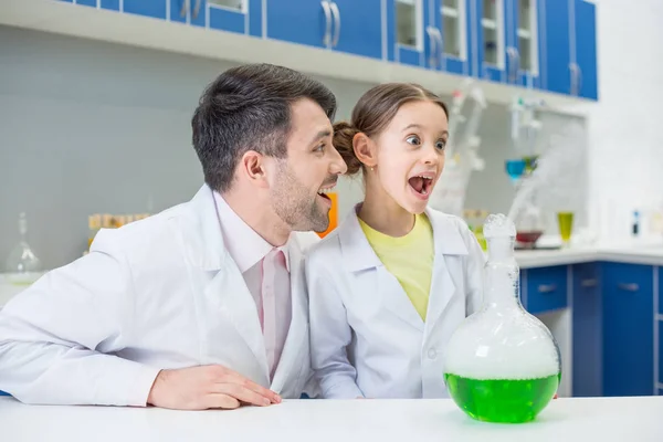 Scientists making experiment — Stock Photo