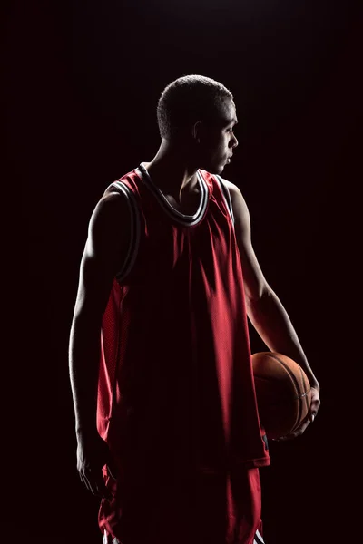 Jugador de baloncesto con pelota — Stock Photo