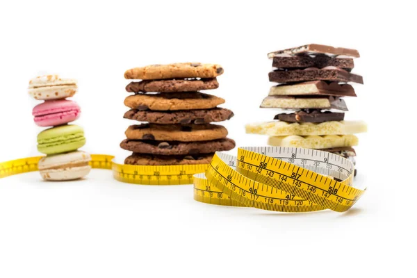 Macaroons, biscoitos e chocolate — Fotografia de Stock