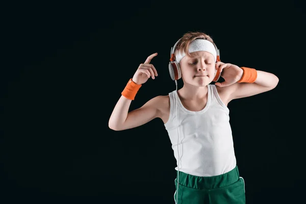 Junge hört Musik — Stockfoto