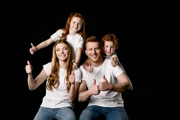 Familia en camisetas blancas — Stock Photo