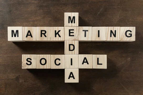 Palabra de marketing en redes sociales - foto de stock