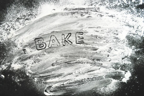 Baking forms stencil with flour — Stock Photo