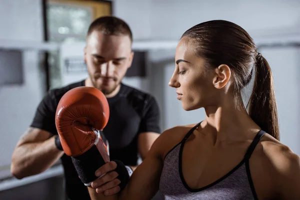 Trainer and female boxer — Stock Photo