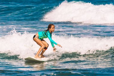 sörfçü bir dalga etkisi film, 30.12.2016, Dominicana bekliyorum