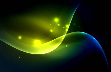 Karanlıkta parlayan dumanlı dalgalar