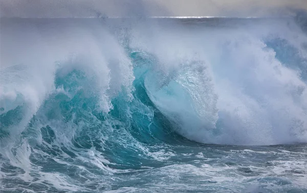 Gelombang Lautan Dalam Cuaca Badai — Stok Foto