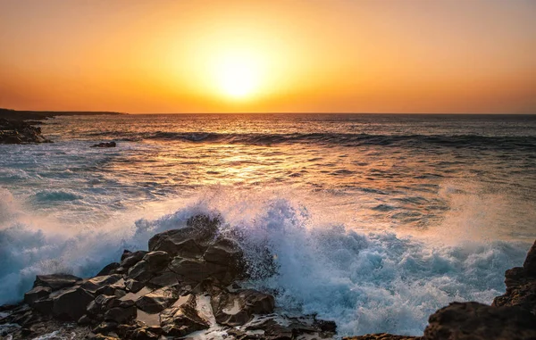 Havet Och Rock Solnedgången Naturen Sammansättning — Stockfoto