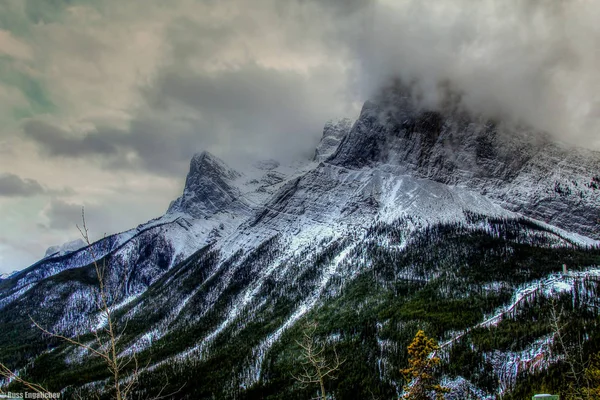 Canmore, sprej jezero, Alberta, Kanada — Stock fotografie