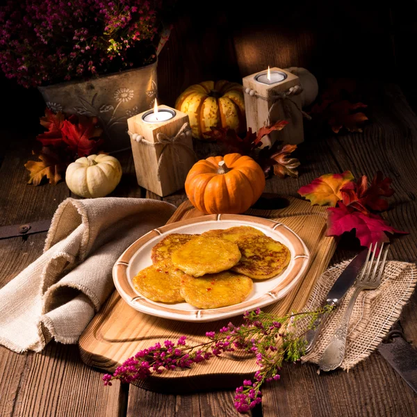 Potato pancakes with pumpkin puree — Stock Photo, Image