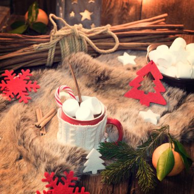 Şekerlemeli sıcak çikolata.