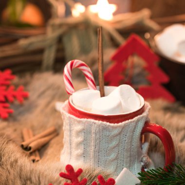 Şekerlemeli sıcak çikolata.