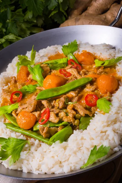 Kalfsvlees Fricassee met rijst — Stockfoto