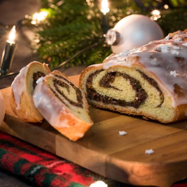 haşhaş pasta kesme