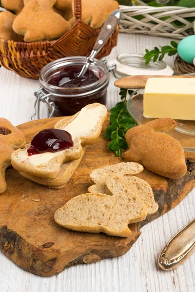 Petit déjeuner de Pâques pain — Photo