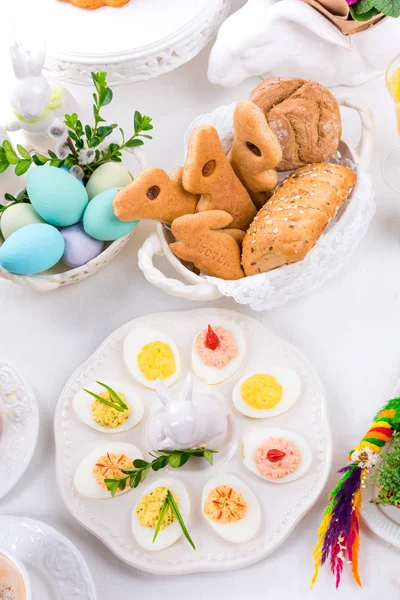 Delicious stuffed eggs — Stock Photo, Image