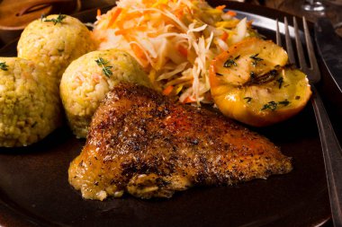 ördek göğsü köfte ile