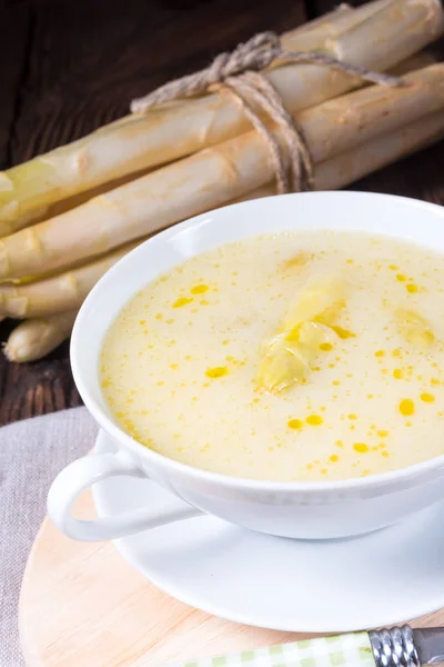 Spargelcremesuppe — Stockfoto