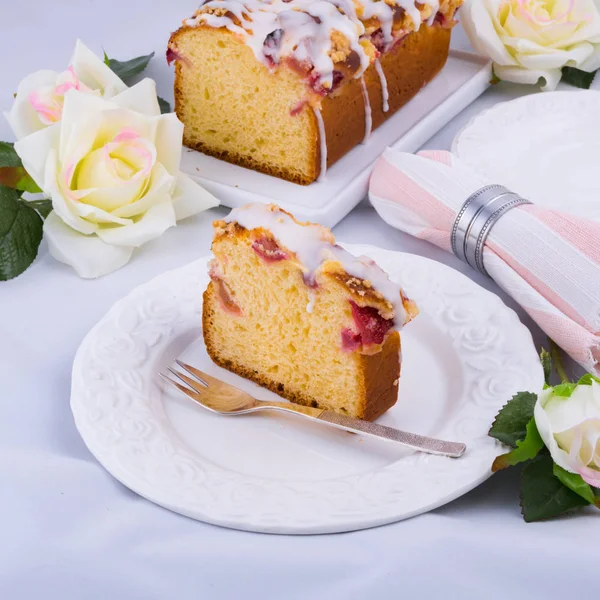 Tarte à la fraise et à la rhubarbe — Photo