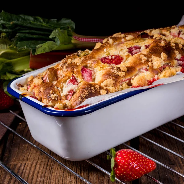 Torta de ruibarbo de morango — Fotografia de Stock