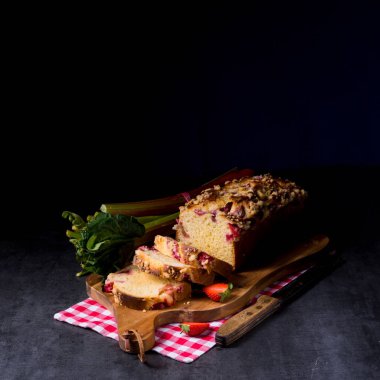çilek-ravent pasta