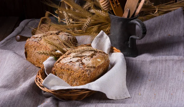 Vers gebakken brood — Stockfoto