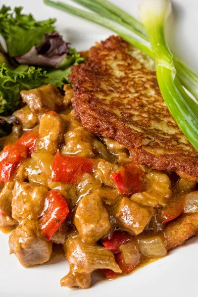 Traditional Hungarian goulash — Stock Image Traditional Hungarian goulash Stock Picture