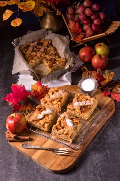 Lezzetli Elmalı Turta