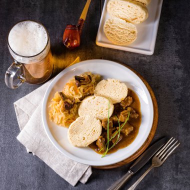 Gulaslı orijinal czech hamur tatlısı.