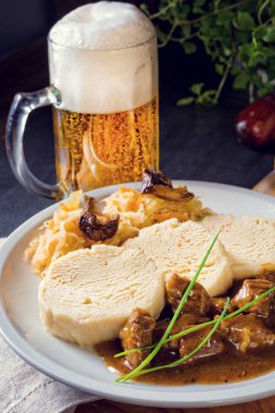 Gulaslı orijinal czech hamur tatlısı.