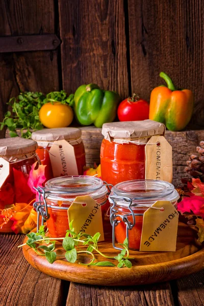 kavanoz ev yapımı sebze konserveler