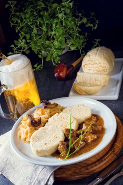 Gulaslı orijinal czech hamur tatlısı.