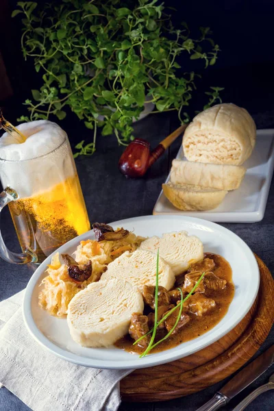 Gulaslı orijinal czech hamur tatlısı.