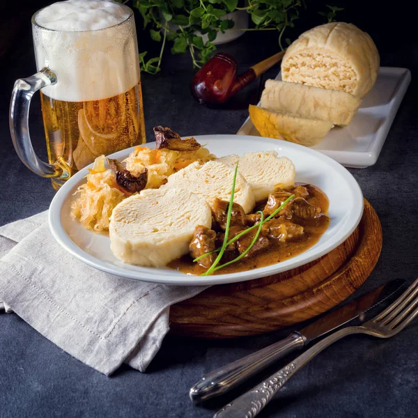 Gulaslı orijinal czech hamur tatlısı.