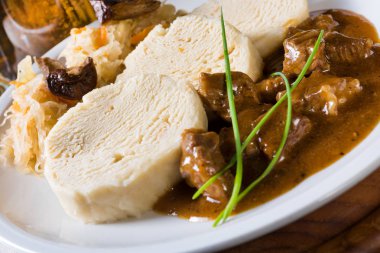 Gulaslı orijinal czech hamur tatlısı.