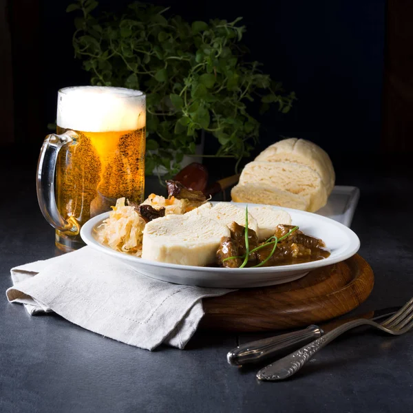 Gulaslı orijinal czech hamur tatlısı.