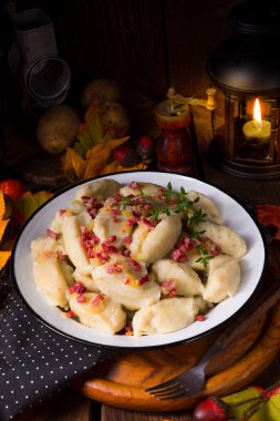 Lehçe patates böreği